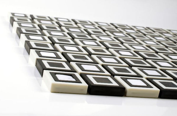 CUBE - BLACK AND WHITE